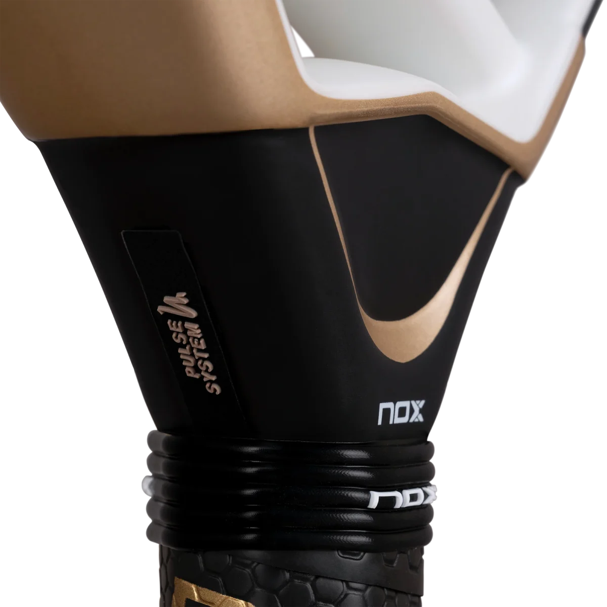 nox-at10-genius-18k-2026-padelschlaeger-agustin-tapia-9
